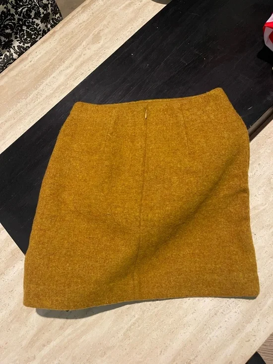 Uniqlo 80% Wool Mustard Mini Wool-Blend Pencil Skirt - Picture 4 of 4